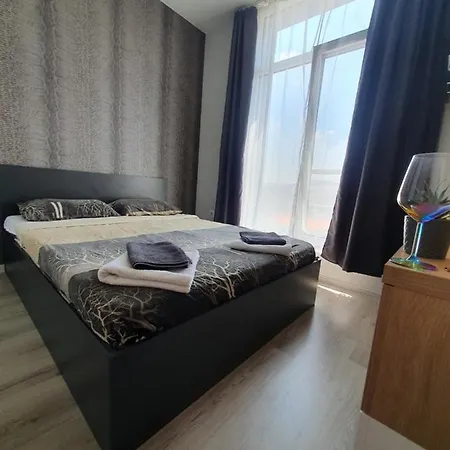 Diamond Luxury 2 Apartment