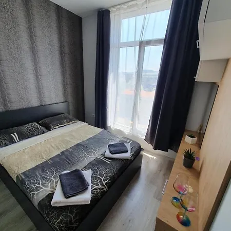 Diamond Luxury 2 Apartment